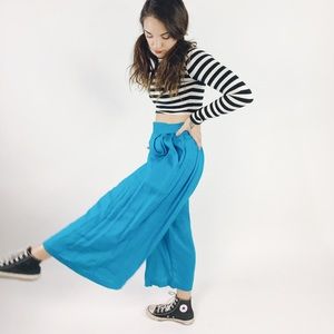80’s Bright Blue Palazzo Pants⠀